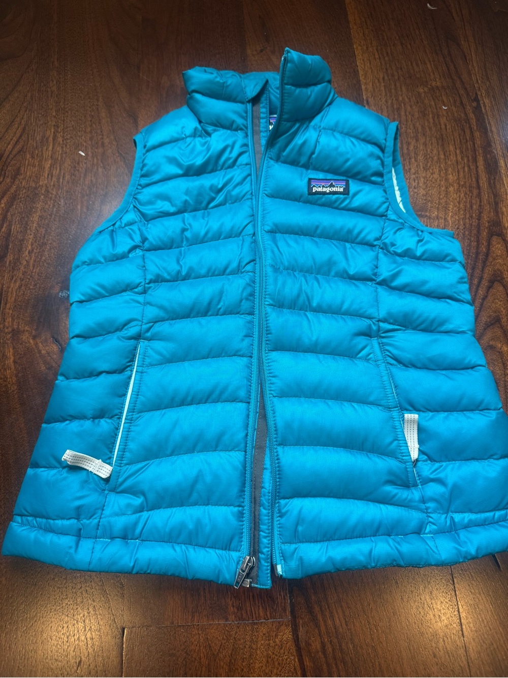 Patagonia Girls Teal Down Vest - Lightweight Packable Puffer XS